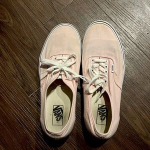 Men’s Vans lace up shoes